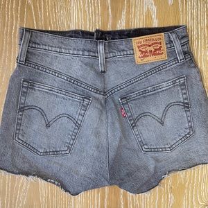 Levi’s 501 High Waisted Short